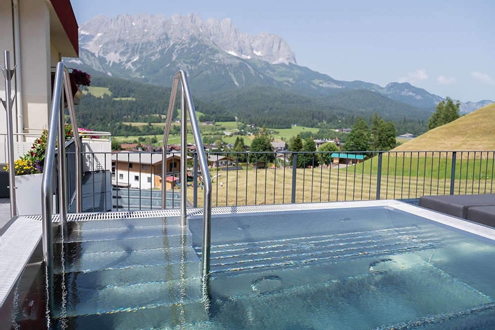 Ruheraum mit Blick auf den Wilden Kaiser 